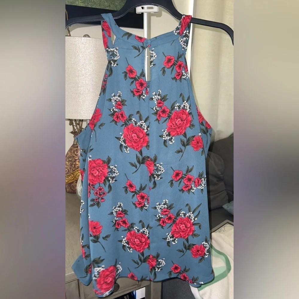 Dark Blue Floral Georgette Pleated Goddess Neck Tank - Picture 3 of 5